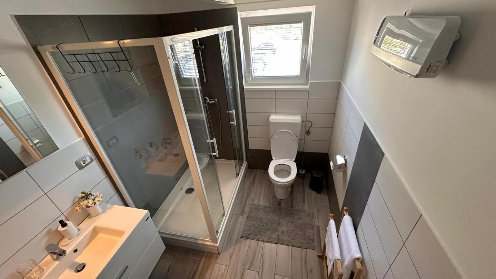 Apartment Stucin Vipava Exterior foto